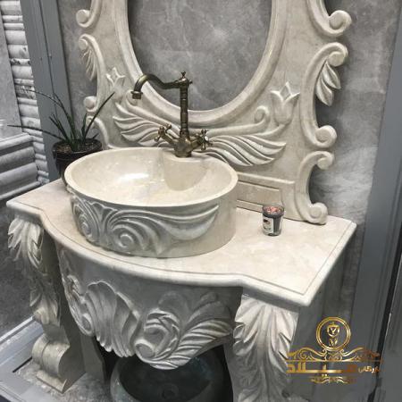 بررسی علل تفاوت قیمت روشویی سنگی جلو هلالی با آینه